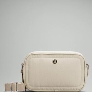 Lululemon Cross Body Camera Bag 2L in Raw Linen